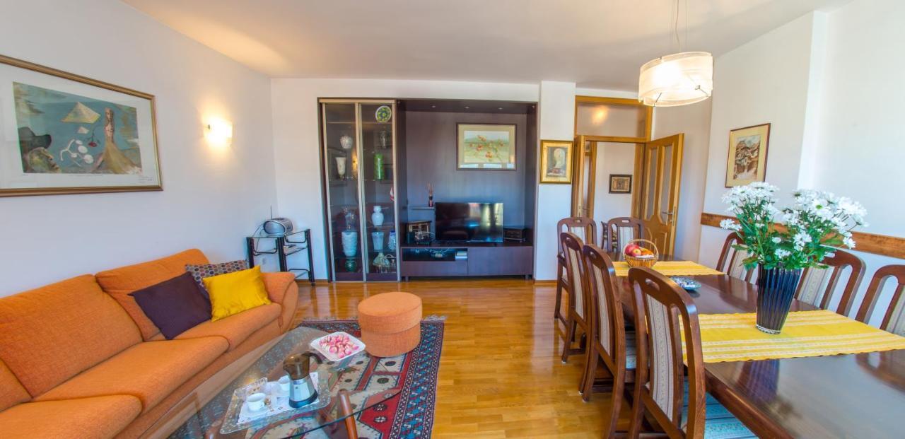Apartment Italy - Promenade Мостар Экстерьер фото